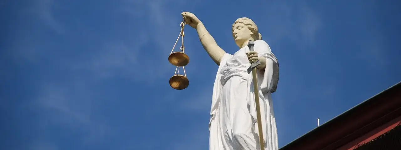 Utelier - legal corner - brand policing & IP infringement